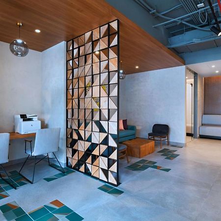 Aloft Playa Del Carmen Hotel Ngoại thất bức ảnh Interior of the hotel