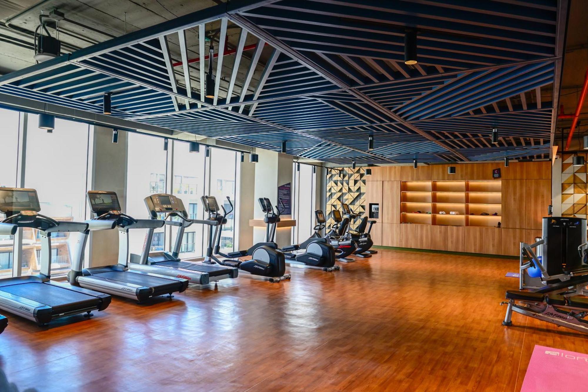 Aloft Playa Del Carmen Hotel Ngoại thất bức ảnh The gym at the 1018