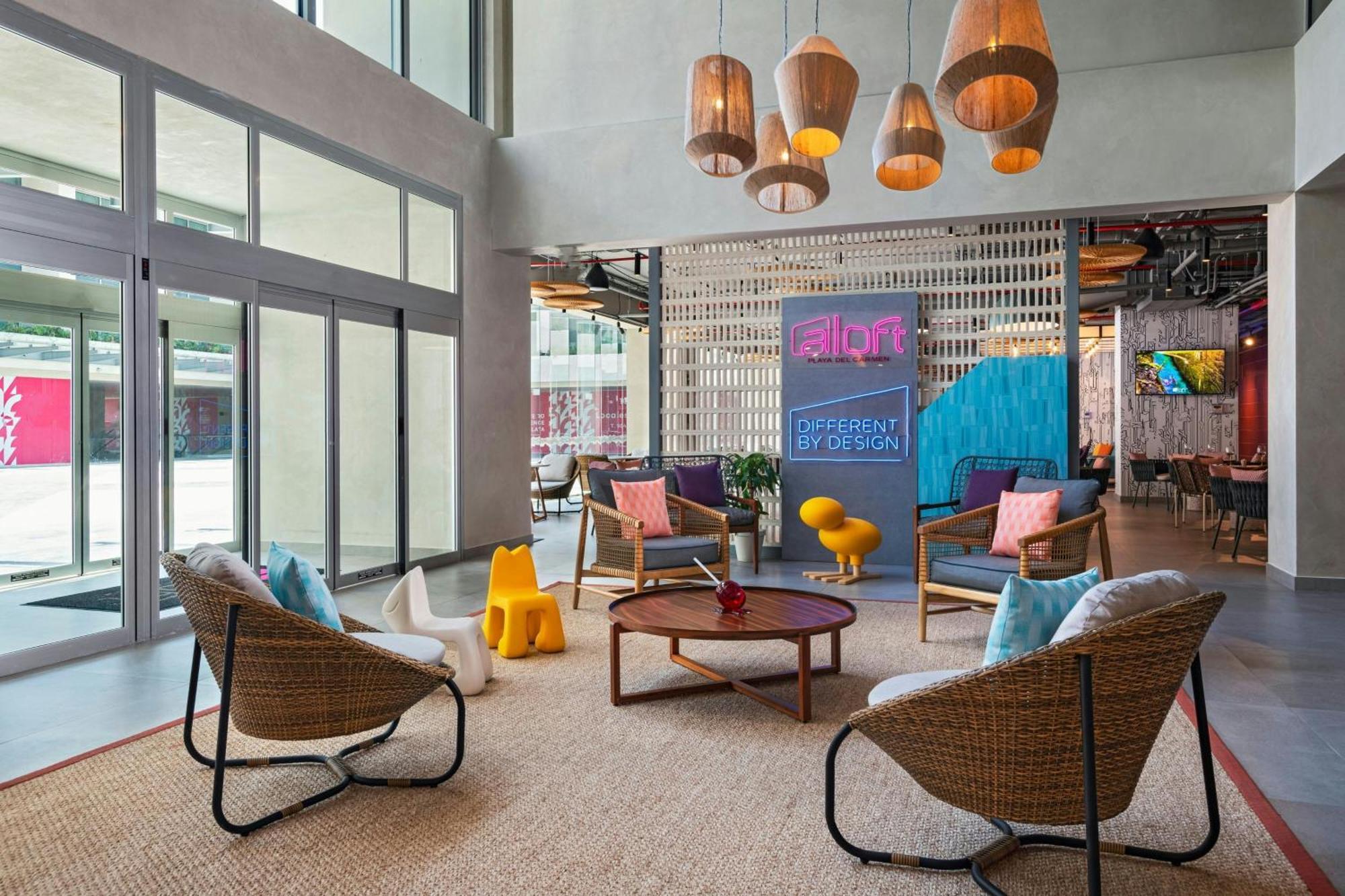 Aloft Playa Del Carmen Hotel Ngoại thất bức ảnh The lobby of the hotel
